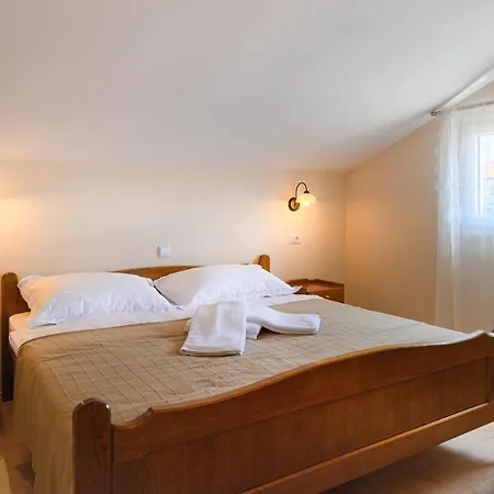 Hope Apartment *