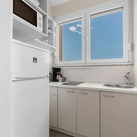Hope Apartment *