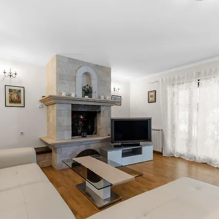Hope Apartment